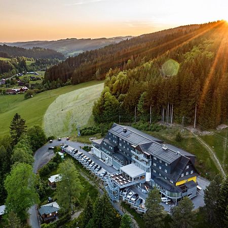 Spa Hotel Lanterna Velké Karlovice Екстериор снимка
