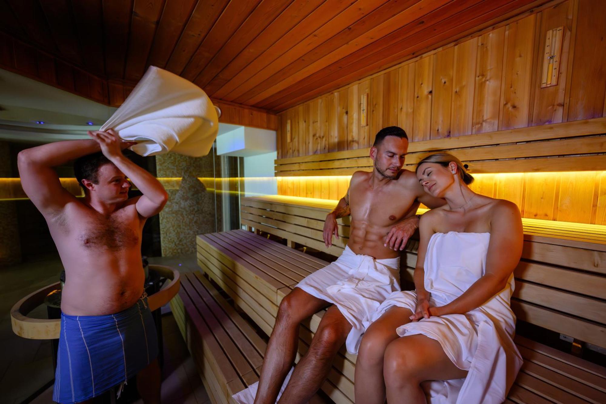 Spa Hotel Lanterna Velké Karlovice Екстериор снимка