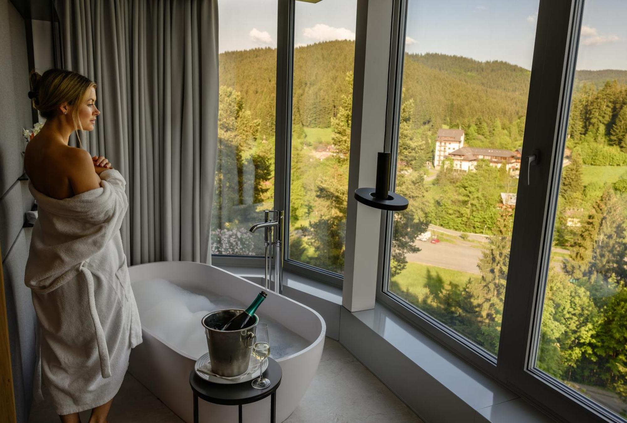 Spa Hotel Lanterna Velké Karlovice Екстериор снимка