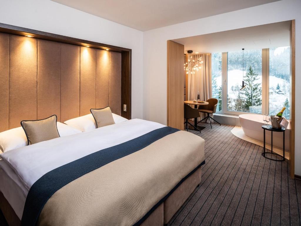 Spa Hotel Lanterna Velké Karlovice Екстериор снимка