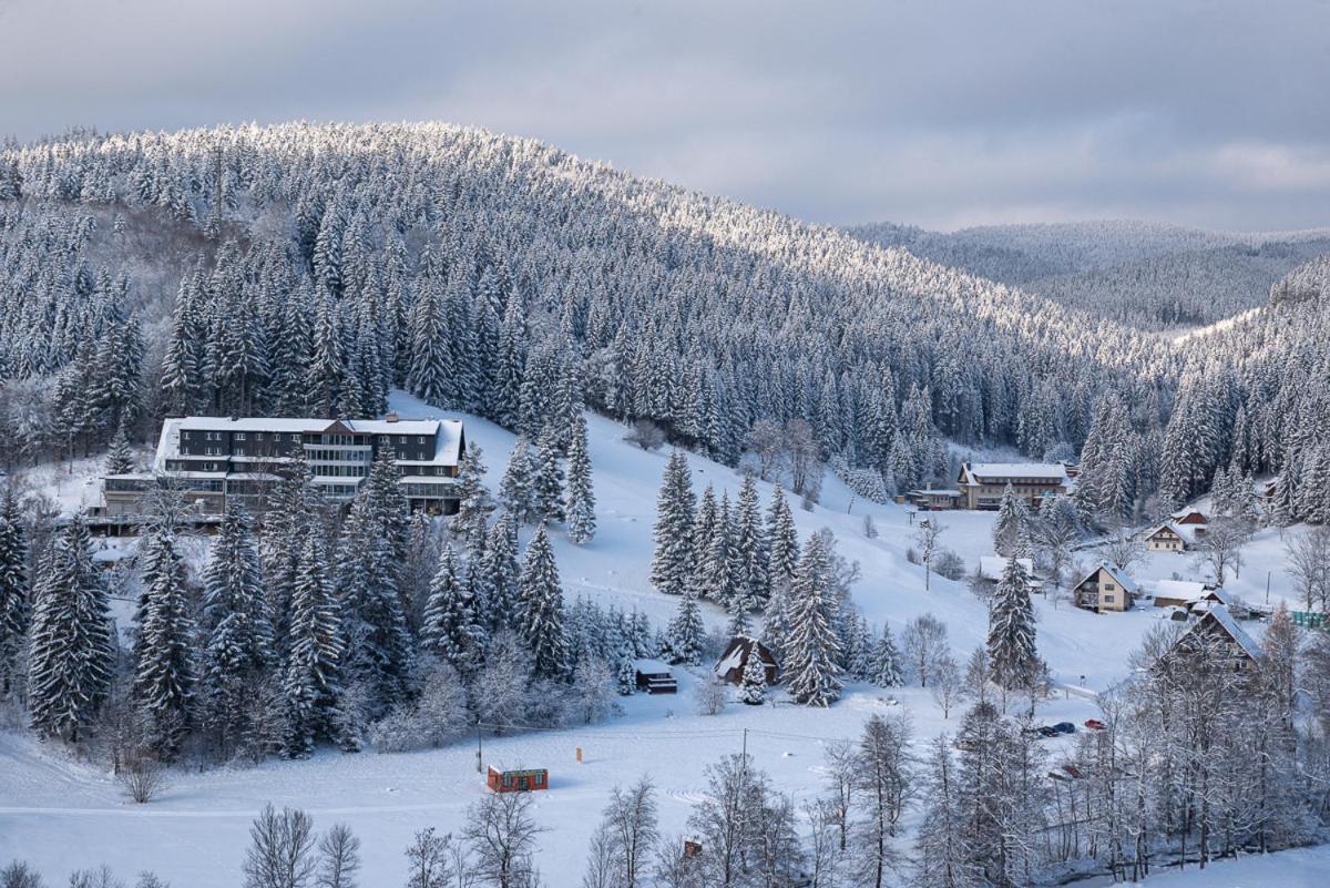 Spa Hotel Lanterna Velké Karlovice Екстериор снимка